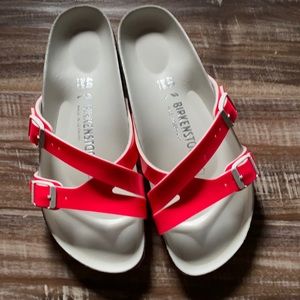 NWOT Birkenstock Yao neon pink and White sandal